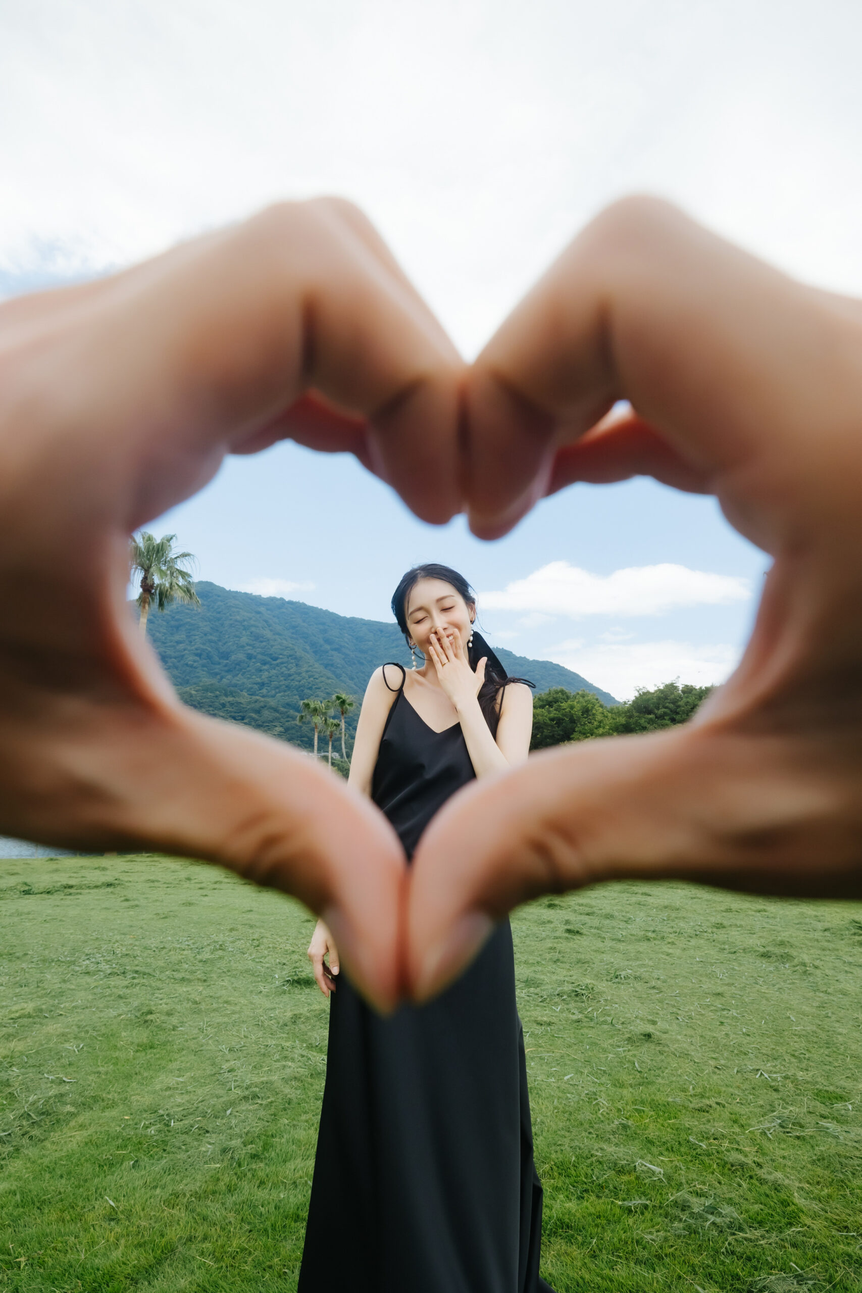 “暑さが苦手”な花嫁さまへ。夏前撮りはスタジオが快適です｜大分フォトウェディング