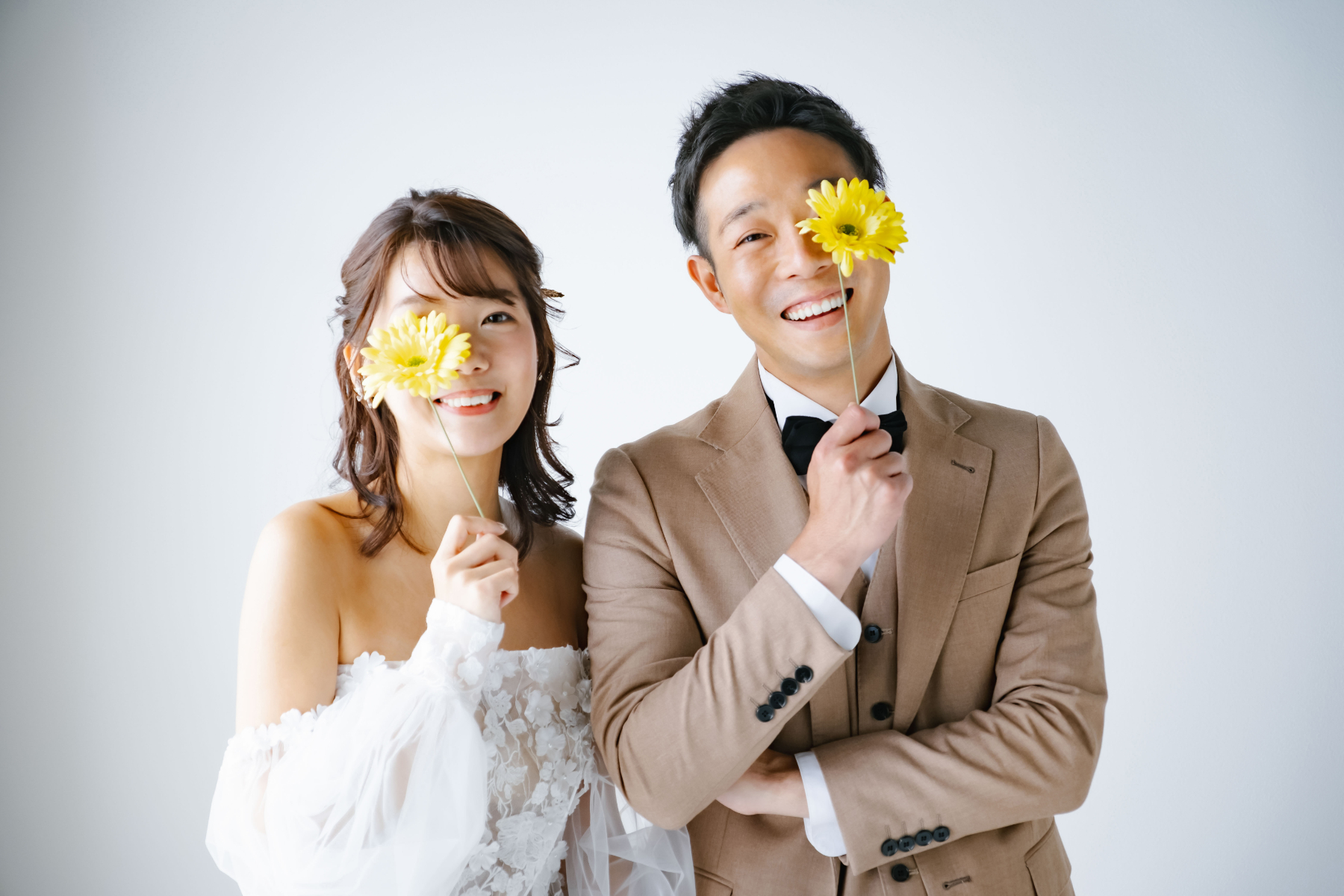 衣装によって変化する雰囲気を楽しんで